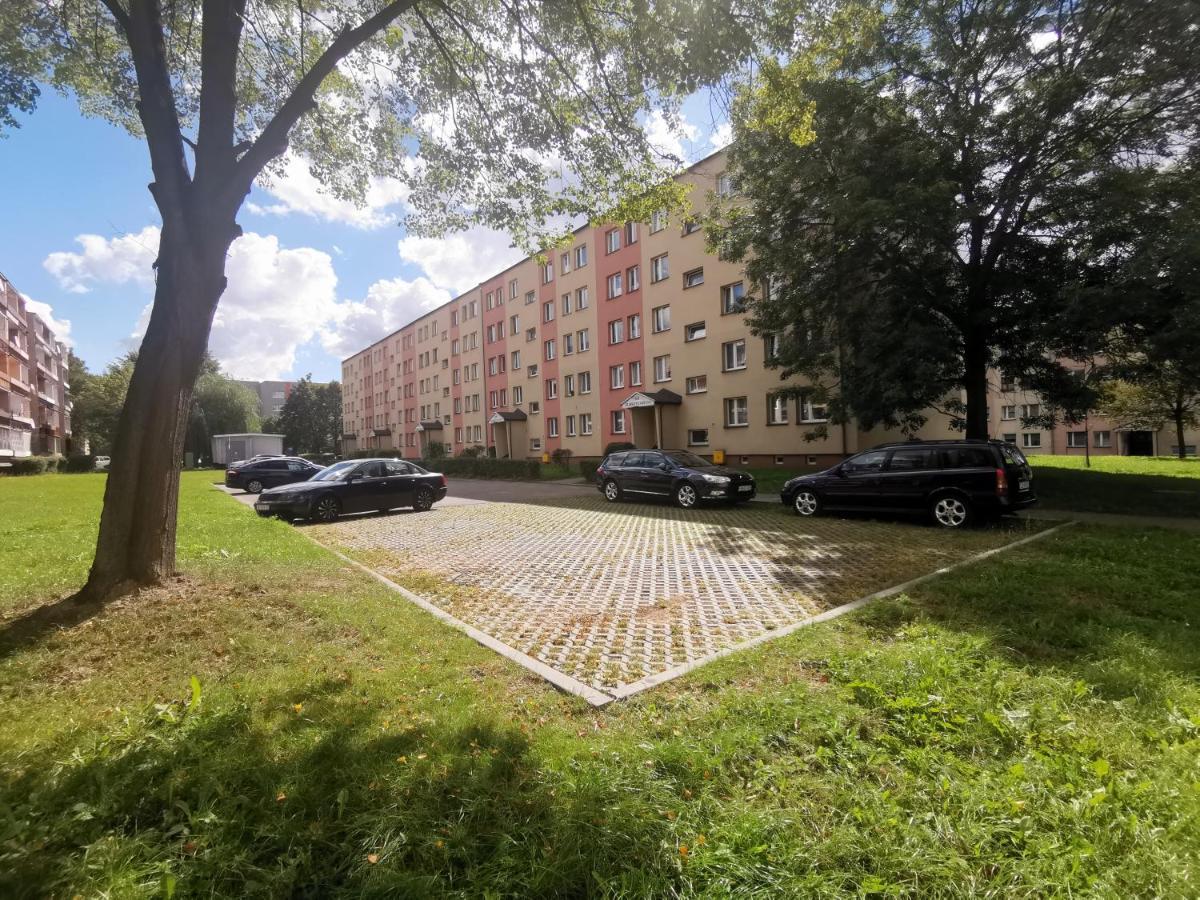 ŚwiętochłowiceApartament Skalkaアパートメント エクステリア 写真